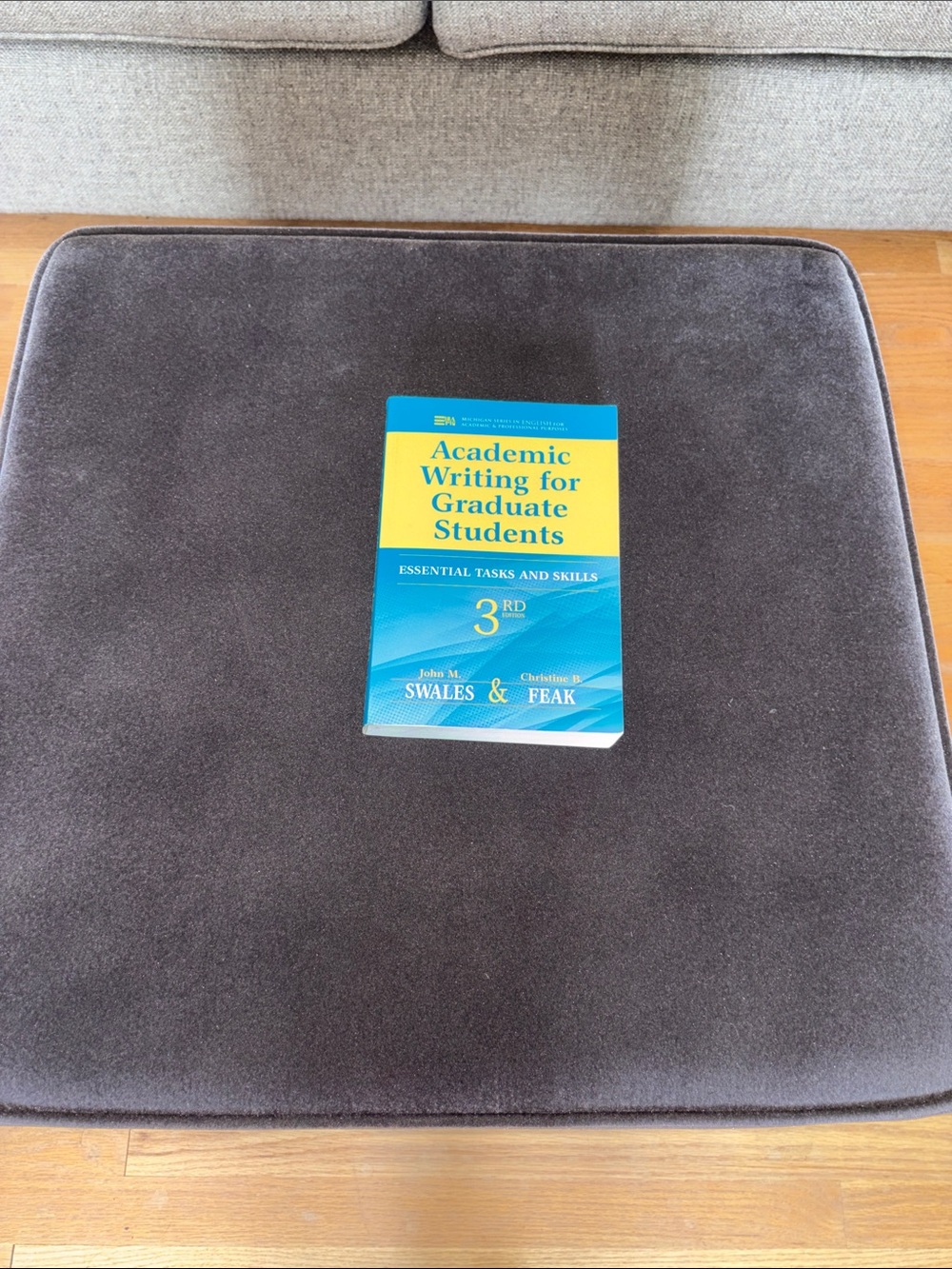 Academic Writing for Graduate Students - Yellow & Blue Cover